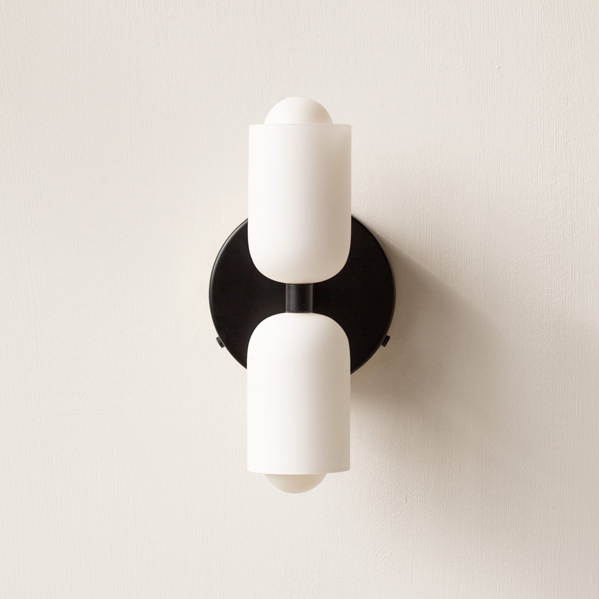 Elegant Acrylic Up Down Wall Light 9957116739930-1