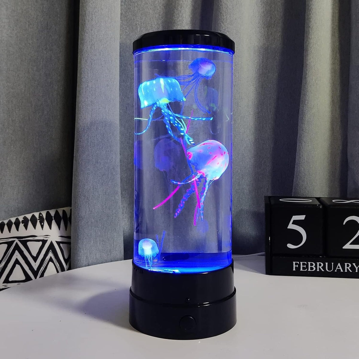 Soothing Led Jellyfish Aquarium Lamp With Color Changing Sensory Lights