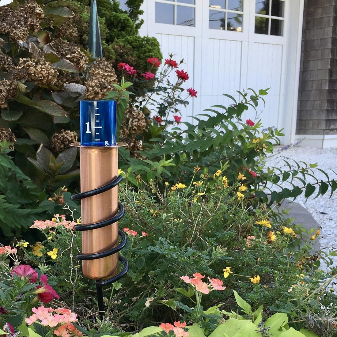 Copper Rain Gauge - Durable, Floating Design for Home Garden & Lawn Water Measurement 9957152260417-1