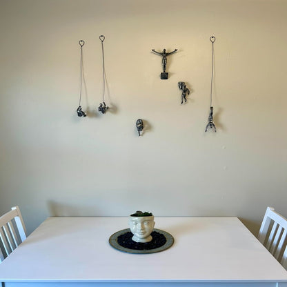 Wall Climbing Resin Sculpture Decorative Figure Home Hanging Decor 8496298688814-1