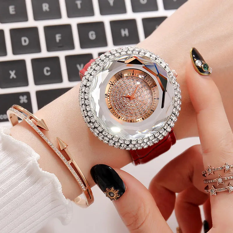 Luxurious White Rhinestone Women Watch 50Mm