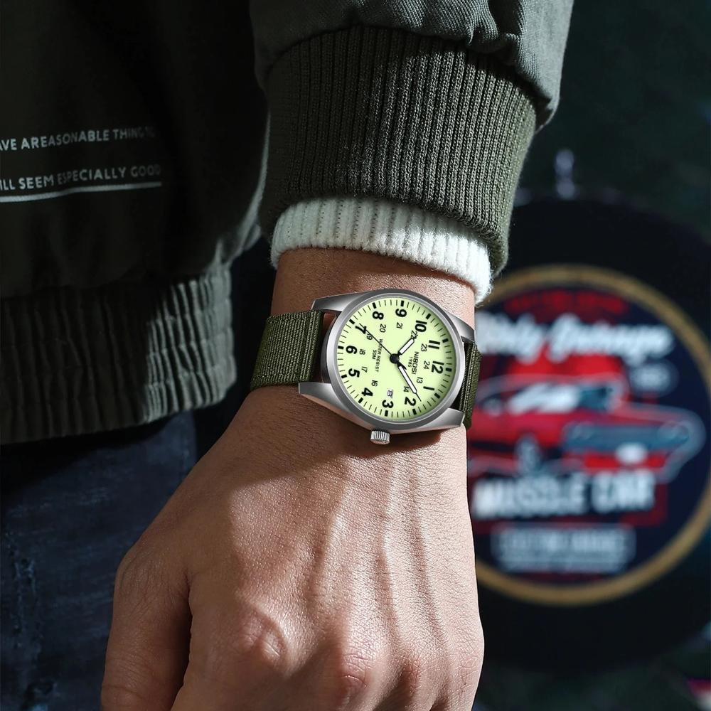 Military Nylon Band Luminous Quartz Sports Watch 40mm
