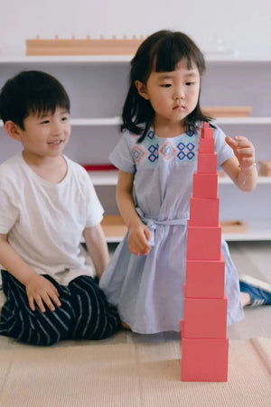 Montessori Pink Tower With Tray And Paper Set - Sensory And Mathematical Development