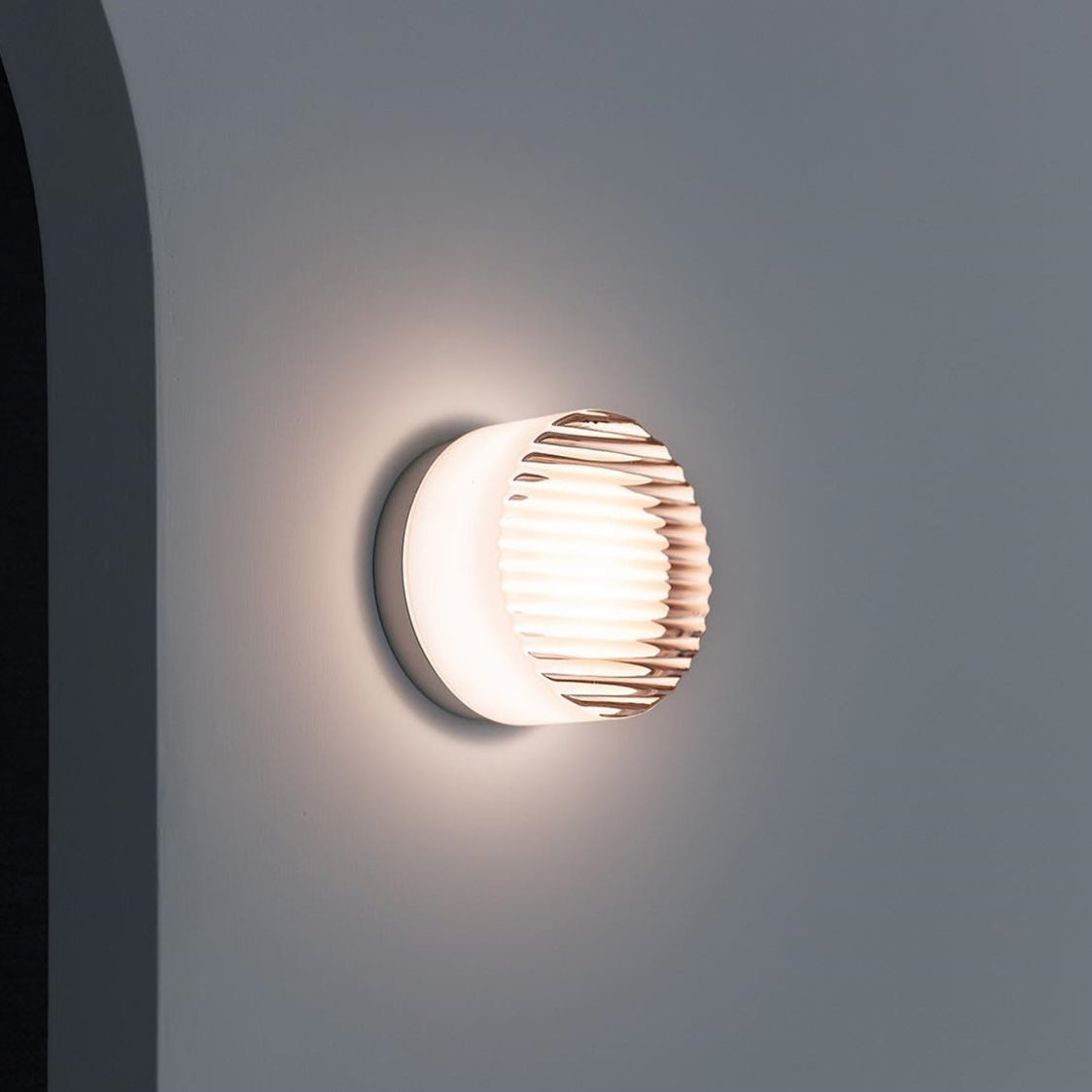 Modern LED Wall Light for Indoor and Outdoor 9957117067610-1