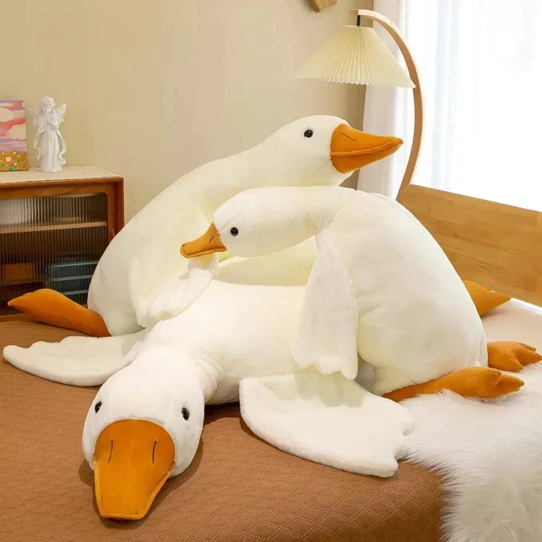 Giant Goose Stuffed Animal – Soft and Cute Plush Toy (50-160cm) 259274