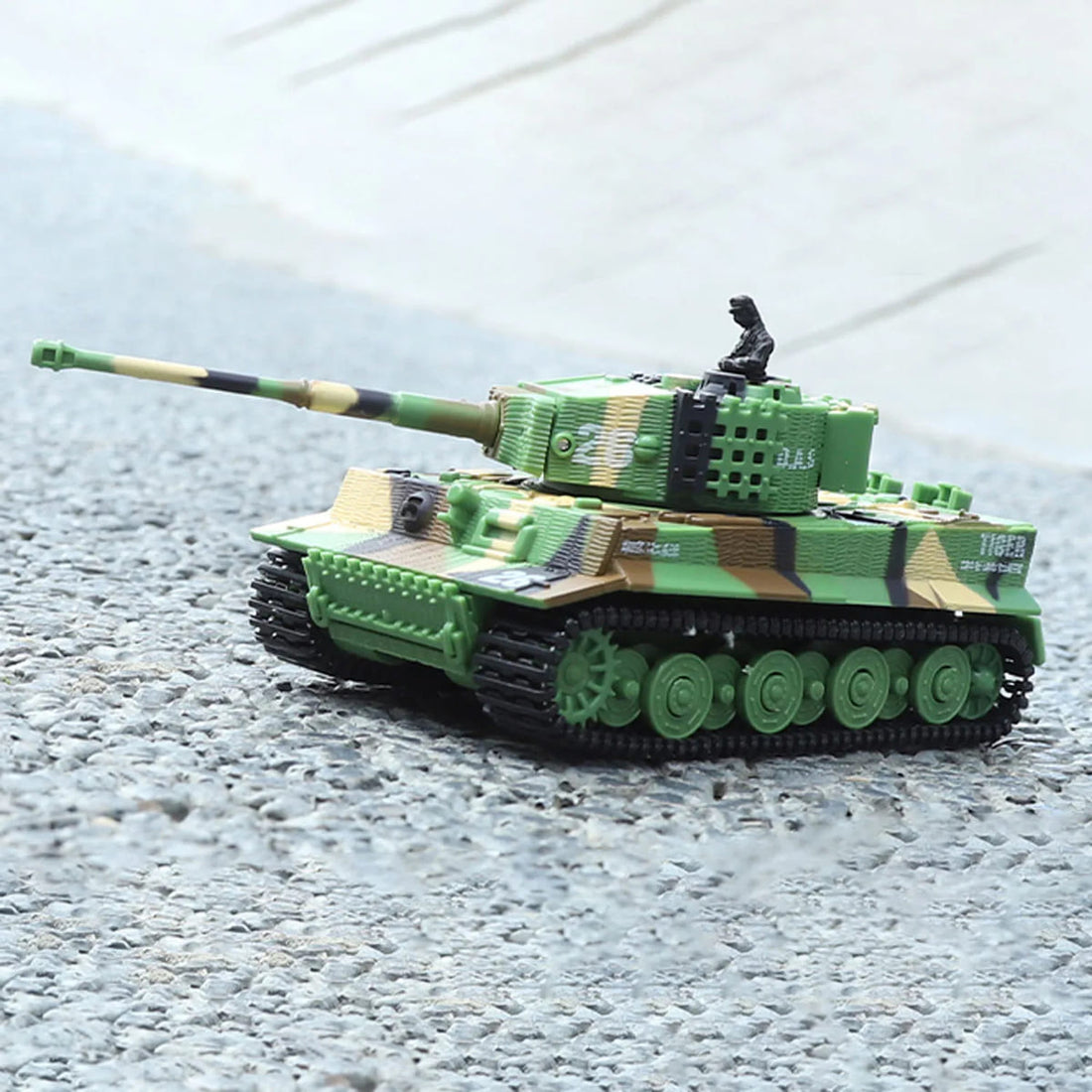 German Remote Control Tiger Tank - 1/72 Scale Army Tank 6+Y 1005007936550497_B