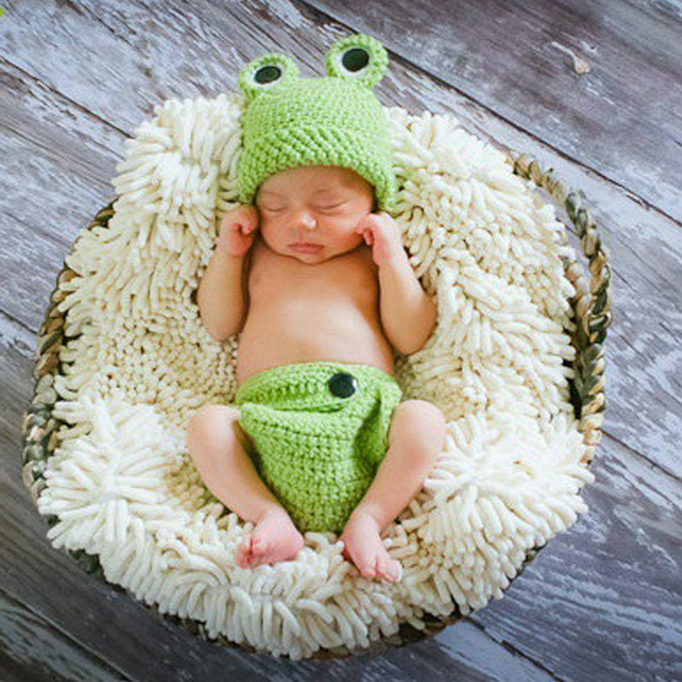 0-12 Months Frog Crochet Pattern Baby Beanie + Bloomer Set 8142382760136-al