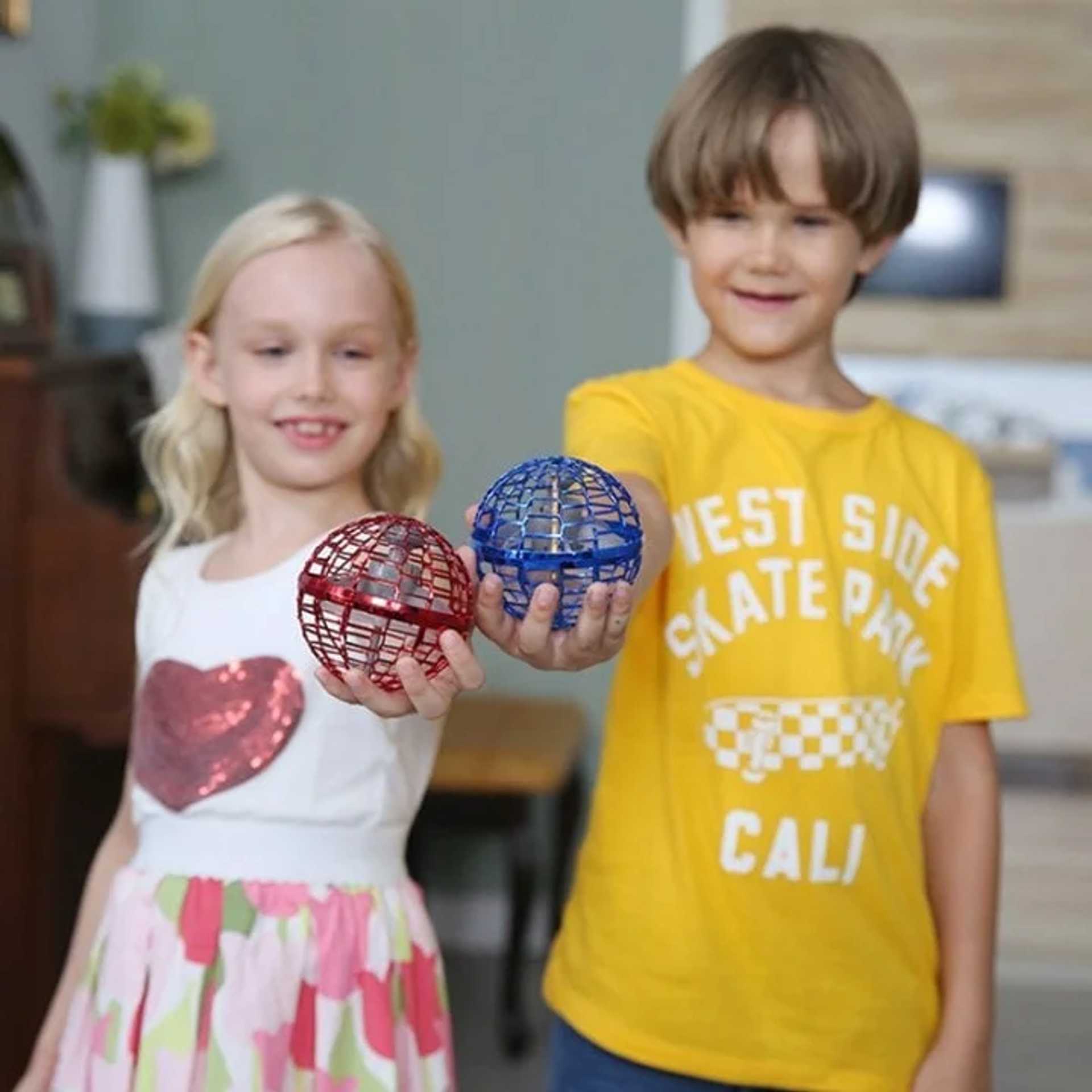 Flying Spinner – The Ultimate Hand-Controlled Adventure Toy 10797066060110-1