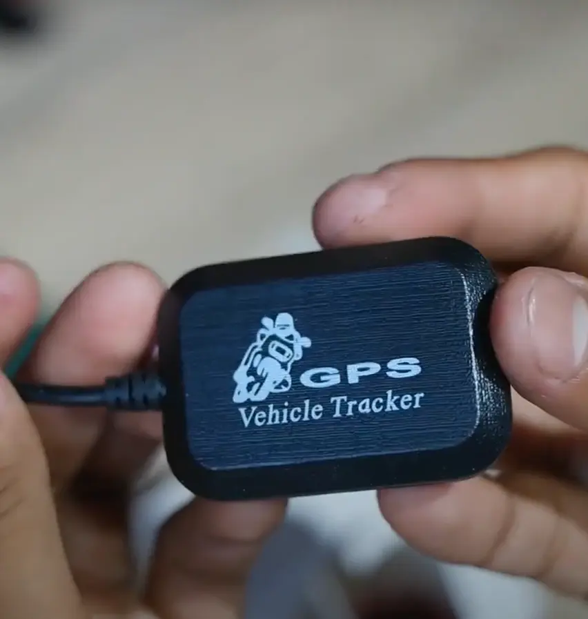 Gps Vehicle Tracker - Help You Trace-Back No Matter How Far You Go photo review