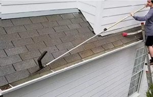 Ingenious Gutter Cleaning Tool2