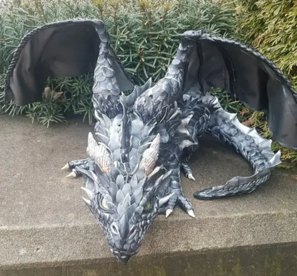 Large Squatting Dragon Sculpture4.jfif