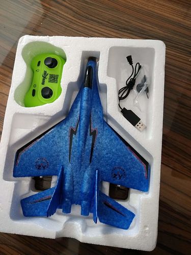 2.4G Outdoor Rc Plane Toy photo review