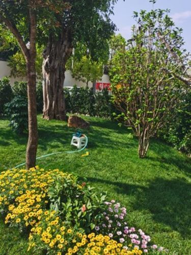 360 Degree Automatic Rotating Garden Lawn Water Sprinklers System photo review