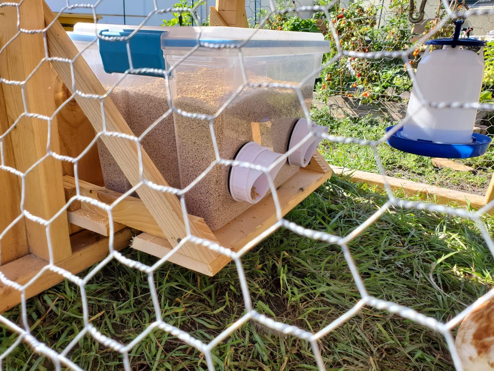 Diy Chicken Feeder, No Waste Chicken Feeder With Rat Stopper Caps With 4 Ports And 1 Hole Saw, Rain Proof And Insect Proof, For Barrels Boxes, Troughs photo review