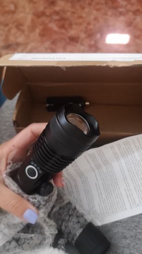 90000 Lumens Xlamp Xhp70.2 Most Powerful Led Flashlight photo review