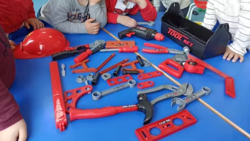 Children's Toolbox - Engineer Simulation Repair Tools Pretend Toy photo review