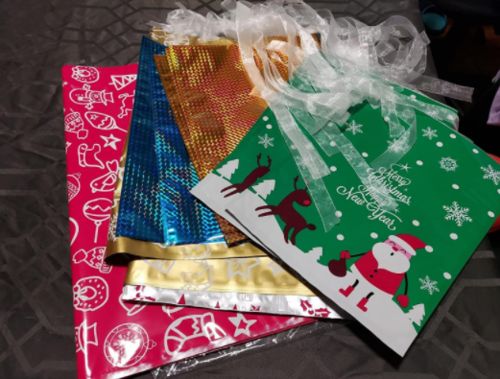 Drawstring Christmas Gift Bags (15 Sets) photo review