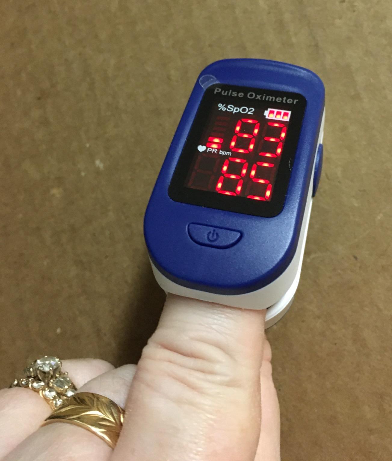 Finger Blood Pressure Pulse Oximeter photo review