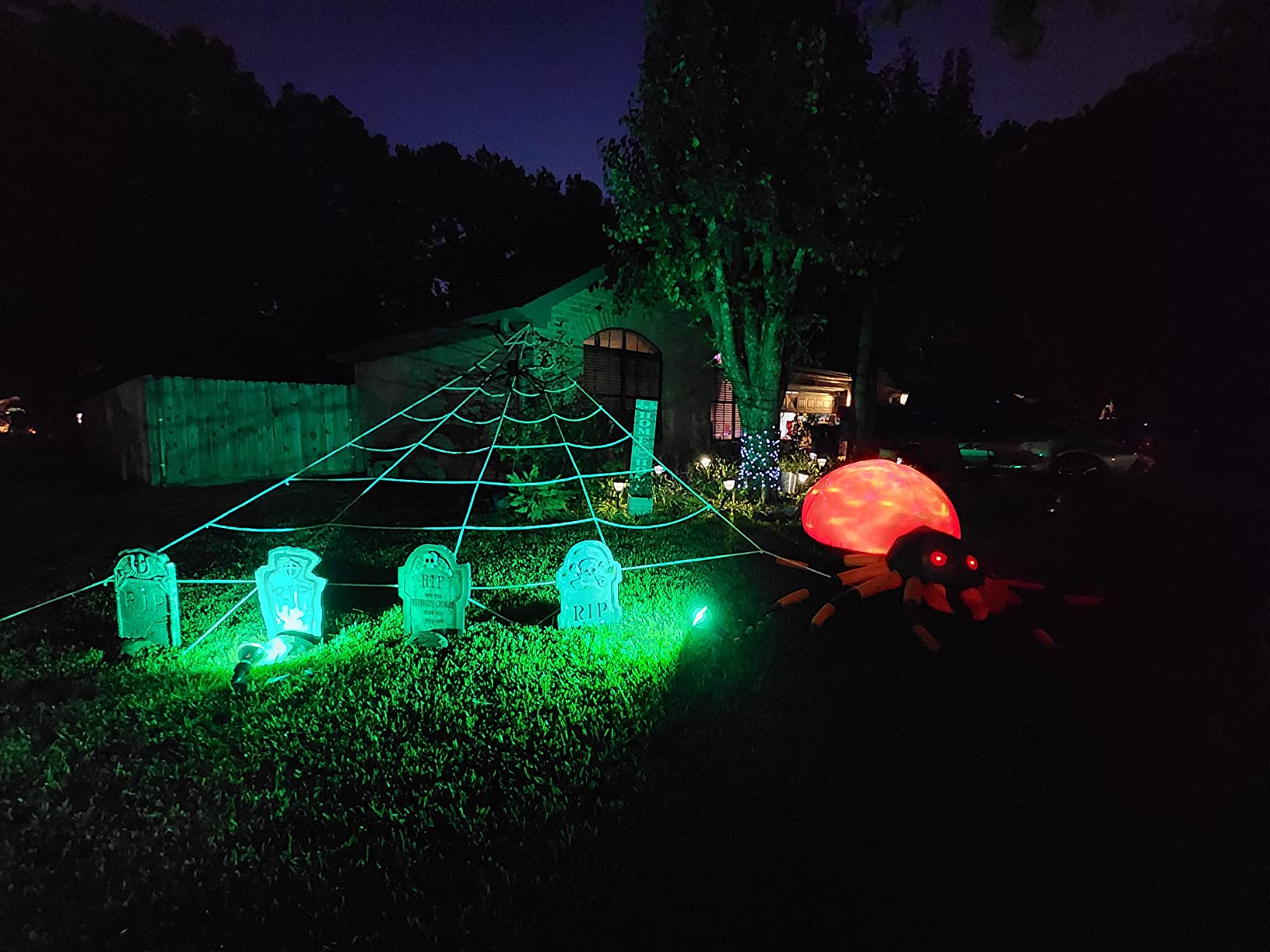 Halloween Giant Spider Huge Stretchy Cobwebs Terror Plush photo review