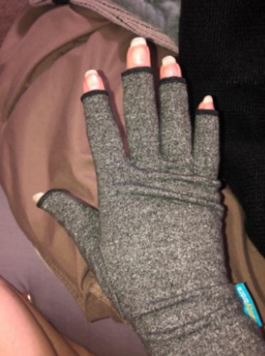 Nhs Compression Arthritis Relief Gloves photo review