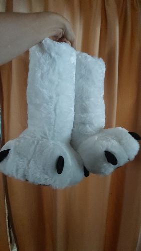 Oversized Bear Claw Winter Slippers photo review