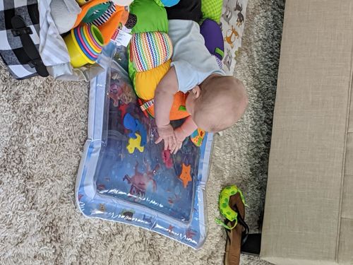 Tummy Time Water Mat - Baby Inflatable Aquarium Water Mat Toy photo review